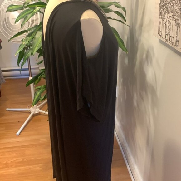 Voglo Short Sleeve Cold Shoulder Tee Shirt Dress - Picture 4 of 10